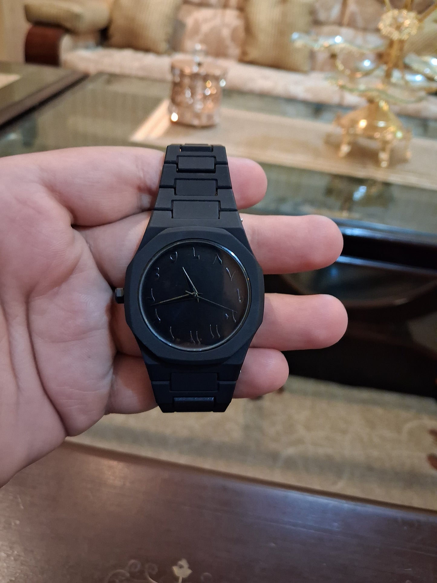 Black Arabic Aura Watch